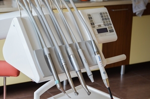 Вземете зъбни импланти цени 26